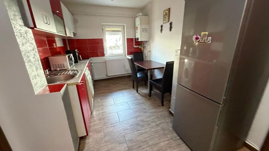 Vand apartament 2 camere, Tg Jiu, complet mobilat si utilat - 5