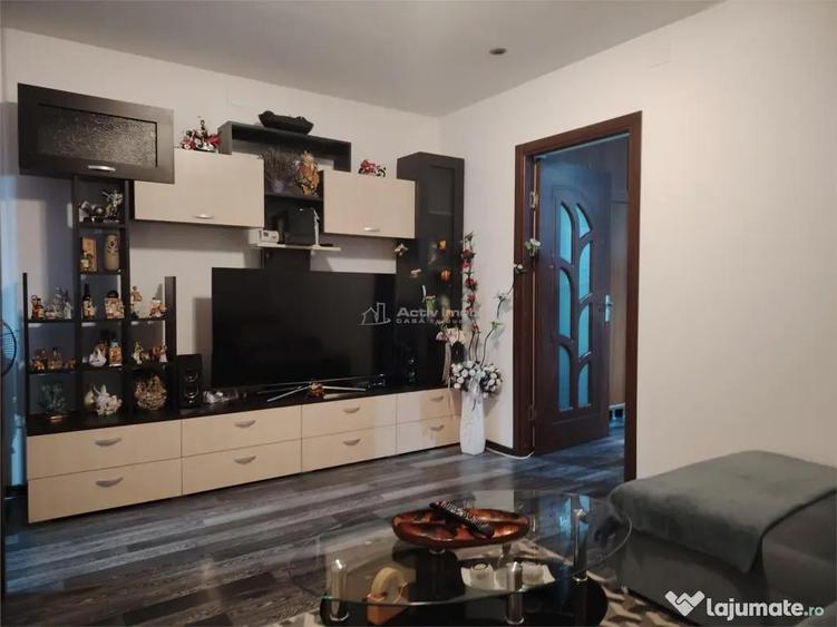 Apartament cu 2 camere mobilat si utilat modern, situat ultr - 1