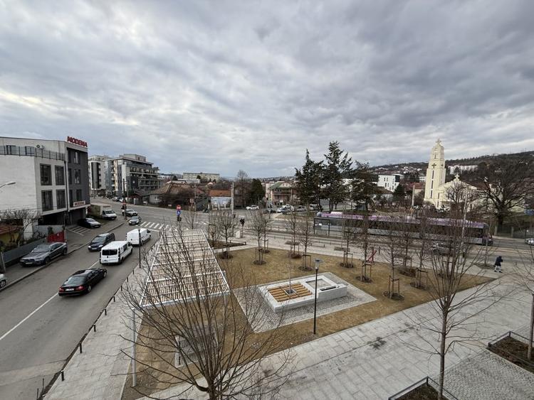 Apartament cu 2 camere la 1 km de Rivus Mall, 46 mp, etaj 2 din 3, parcare - 7