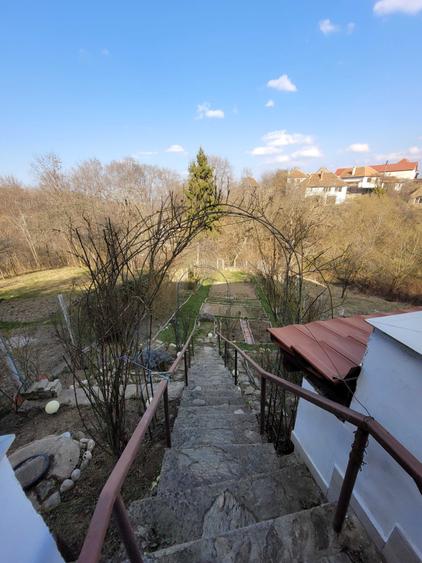 Vand casa la tara marginimea Sibiului - 7