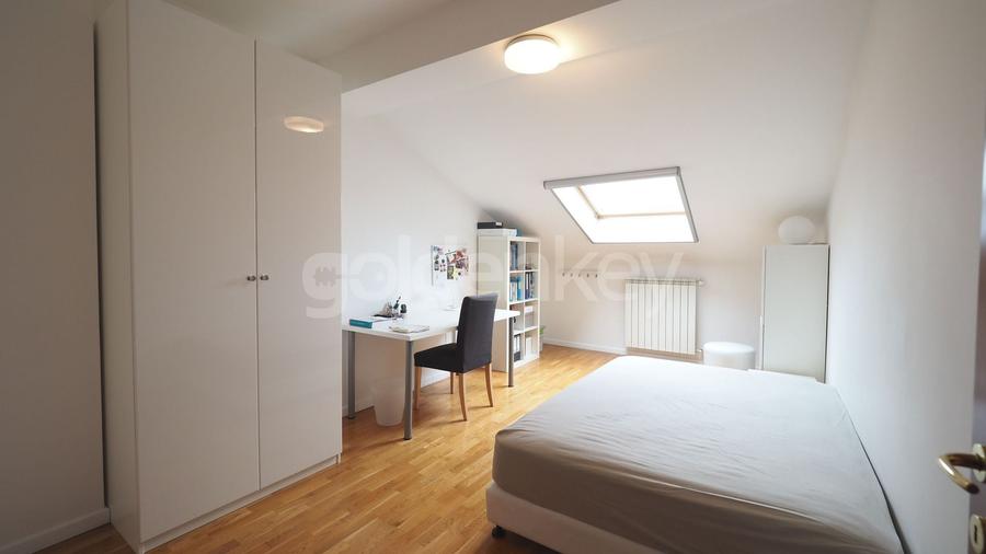 Duplex cu 7 camere cu Piscina în Pipera