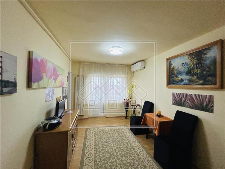 Garsoniera de vanzare in Sibiu - 26 mp utili+balcon- Zona Siretului - 2