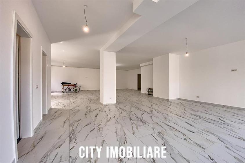 Spatiu Comercial Modern, Parter, 135 mp, 4 Parcari, Bulgaria - 2