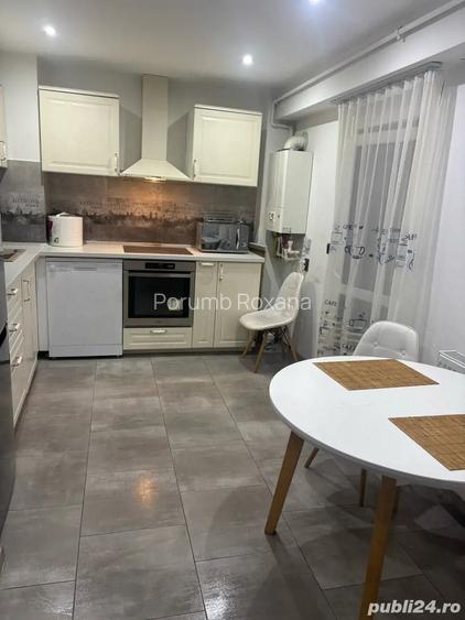 Apartament de vanzare ultracentral la cheie!