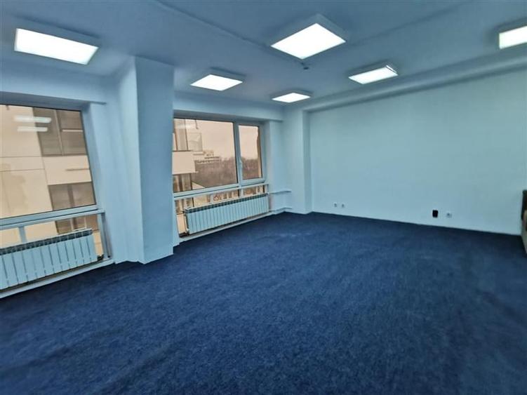 Spatii birouri de inchiriat Barbu Vacarescu de la 51 mp - 11