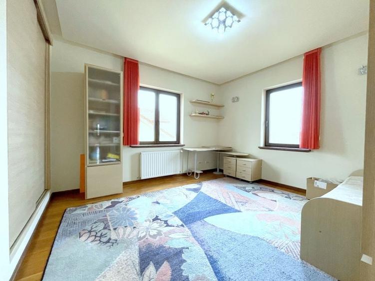 Casa individuala - zona Mehala - 16