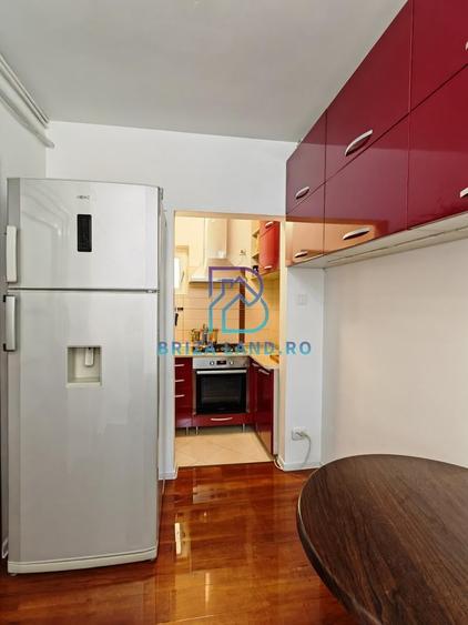 1 Mai, Domenii, casa 2 corpuri, total 4 camere, 3 bai, 2 bucatarii, teren 118mp - 7