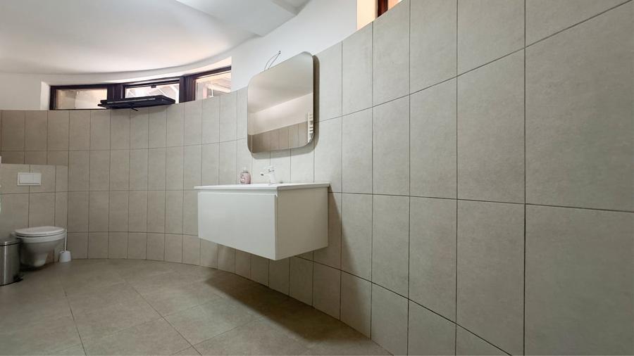 Vila D+P+1E cu 7 camere in Eforie Nord - ideal investitie sau locuinta - 28