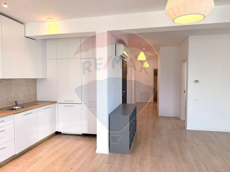 DE INCHIRIAT Apartament 3 camere New Point Pipera Voluntari - 9