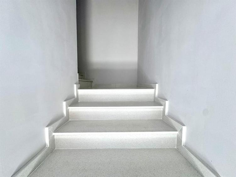 Spatiu cu Acces Public300 MP 6 Parcari Open Space Zona Pod IRA - 9