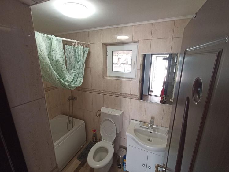 Casa curte sector 1 - 4