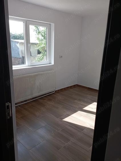 Casa de vanzare, cartier Tuguiata, renovata recent. - 3