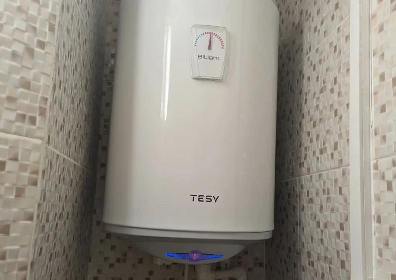 Vand camera de camin cu baie proprie - 4