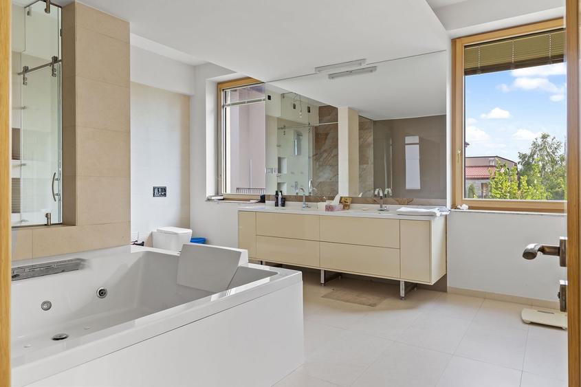 Vanzare Vila Individuala 2000 mp teren - 16