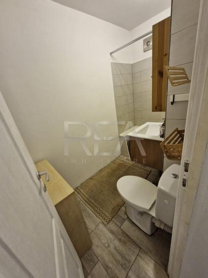 Garsoniera la 4 minute de mers pe jos de statia de metrou Muncii - 13