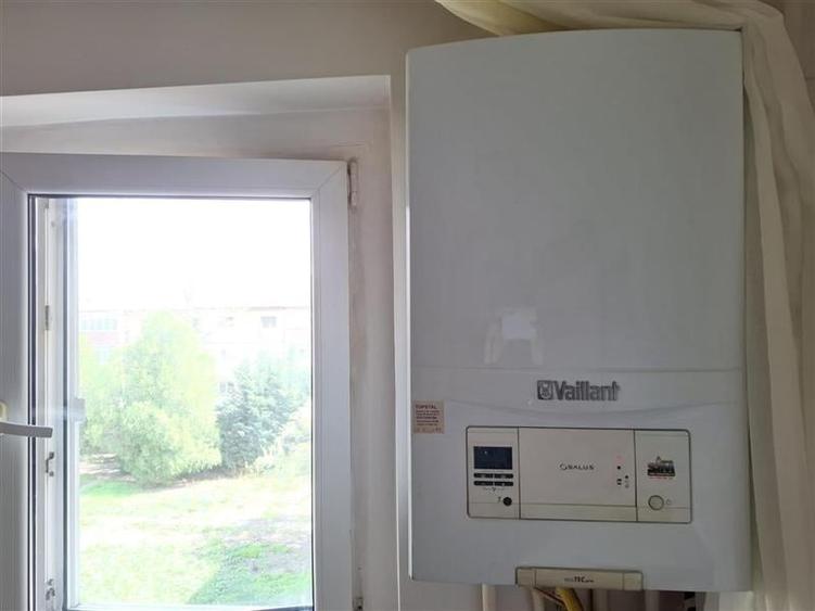 Apartament 3 camere, et 3, CT, balcon mare, doua bai - 11