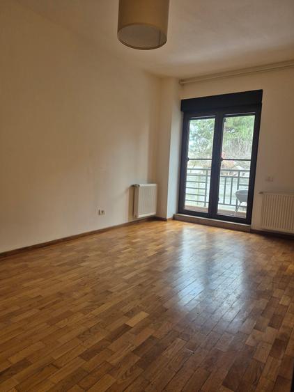 3 camere decomandat, bloc 2010, metrou , pereti interiori din caramida - 12