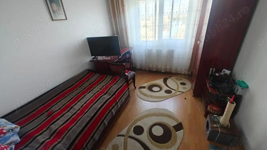 Apartament cu 3 camere Parcul Tineretului Conf. 1 decomandat Pret: 86.000 neg - 6