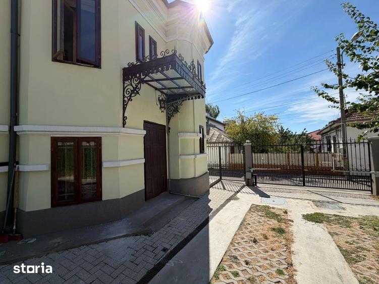 Spațiu comercial, de 329 mp, în Central