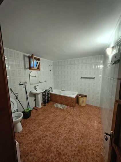 Apartament cu 2 camere decomandat în Radu Negru