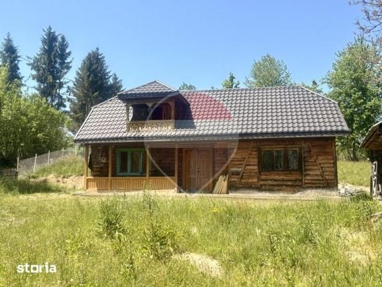 Casă cu 2 camere cu Teren 9035 Mp în Ocna Șugatag
