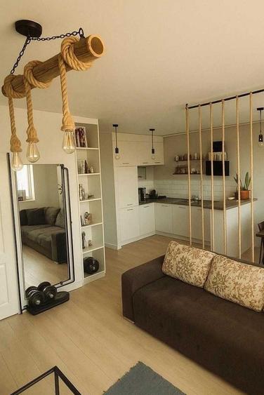 Apartament cu 2 camere decomandat în Est