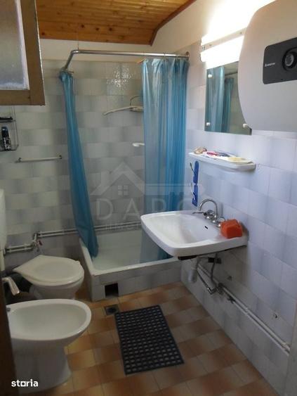 Casa cu etaj , de caramida, pe teren de 1680 M2, intabulat si c - 8