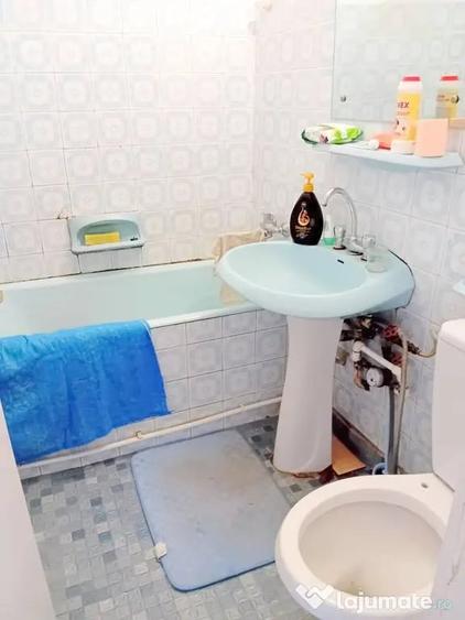 Apartament cu 3 camere decomandat în Țiglina 2