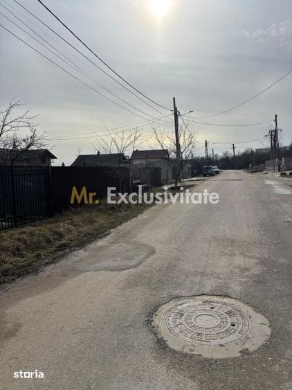 Teren de 3054 mp, în Moșoaia