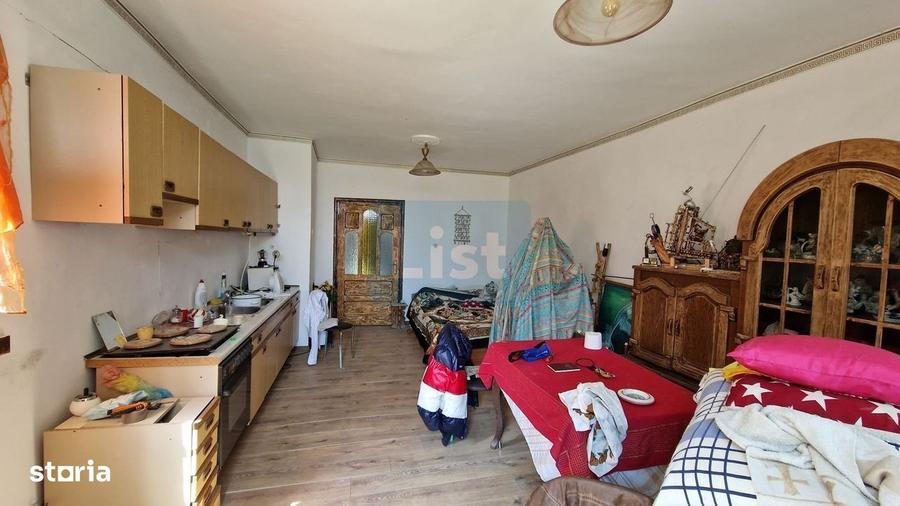 Casă cu 4 camere în Baia Sprie