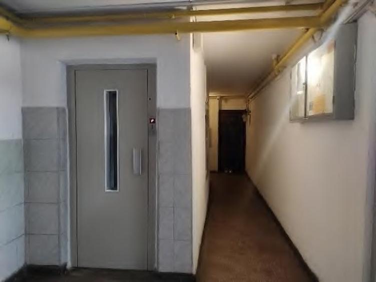 Apartament cu 3 camere în Uverturii