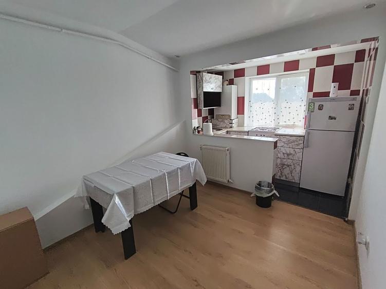 Apartament cu 2 camere decomandat în Ceardac