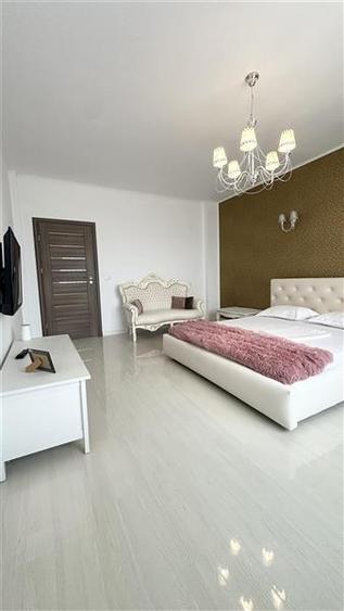 Apartament cu 4 camere decomandat, mobilat în Nord