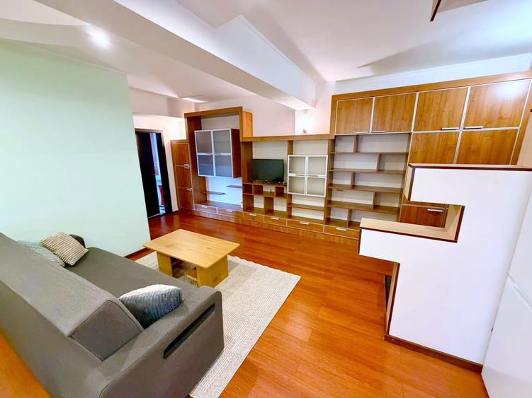 Apartament cu 2 camere semidecomandat, mobilat în Bună Ziua
