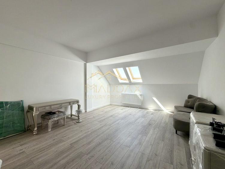 Apartament cu 3 camere decomandat în Aviației