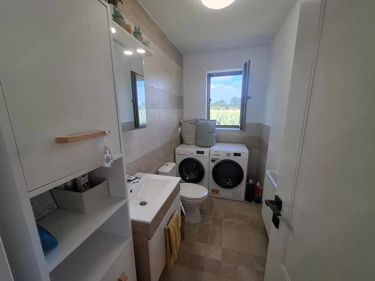 Casă cu Teren 1200 Mp în Chechiș