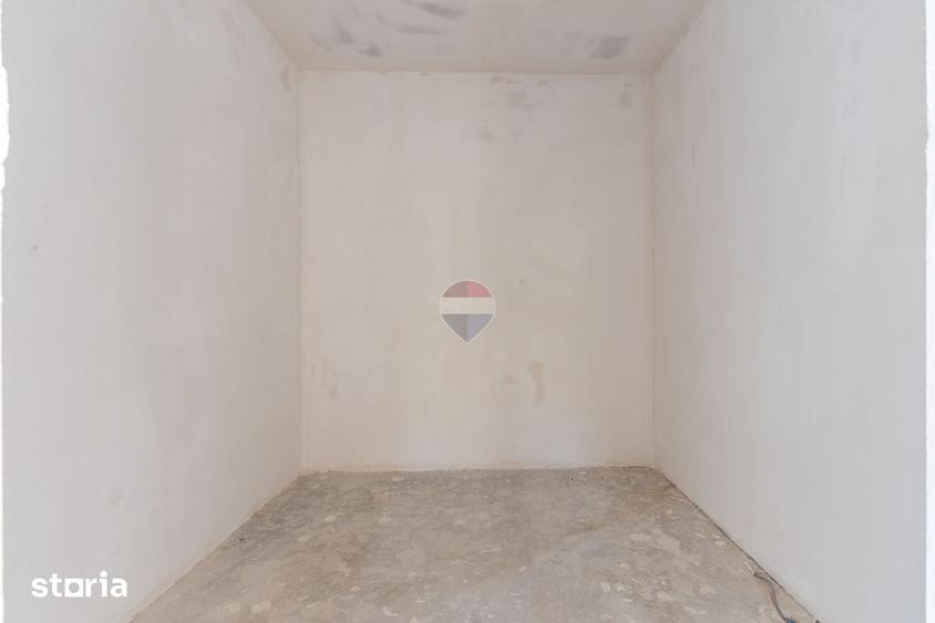 Casă cu 6 camere cu Teren 600 Mp în Feleacu
