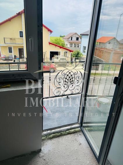 Casă individuală cu 6 camere cu Canalizare în Giarmata