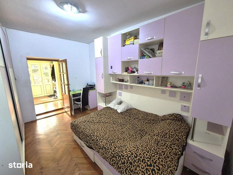 Casă cu 3 camere cu Canalizare în Micălaca