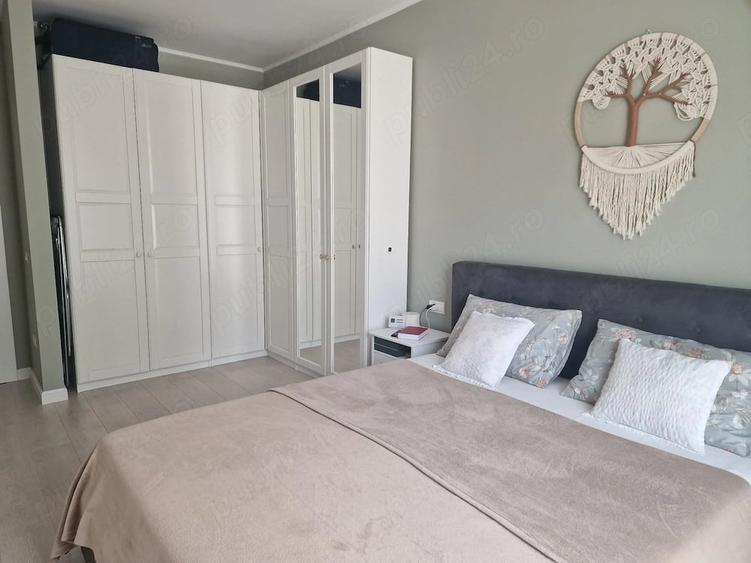 Proprietar! Vand apartament 2 camere - 60mp, 2 locuri de parcare - 7