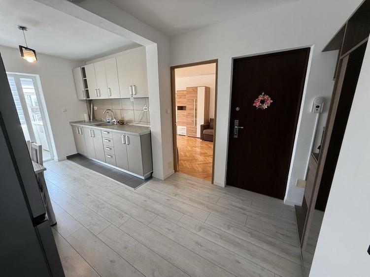 Apartament cu 2 camere decomandat în Micălaca