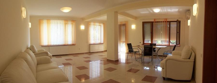 Vila Snagov langa padure / lac - 4