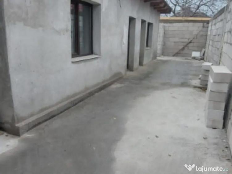 Casa 5 camere situata in zona CET - 6