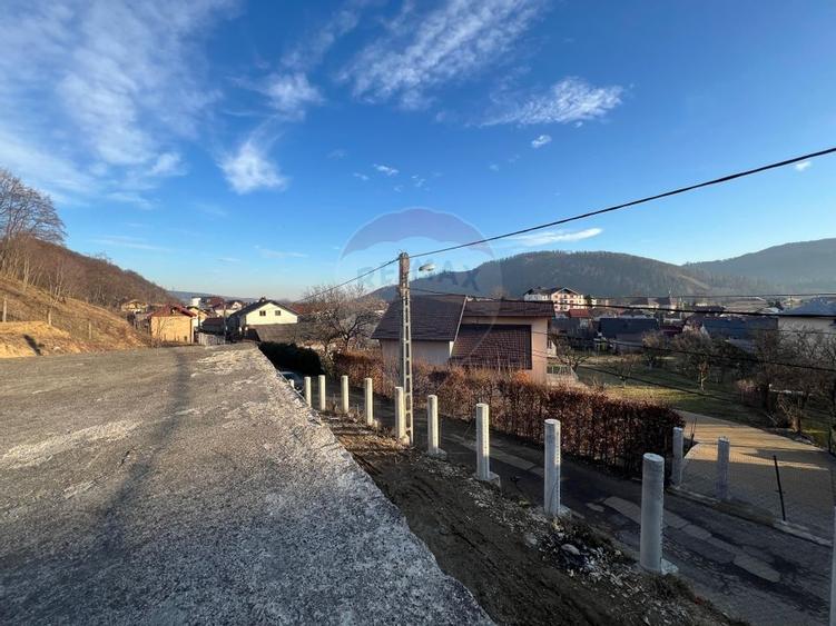 Teren 2150 mp  INTRAVILAN Gura Humorului / Strada General Propargescu - 5