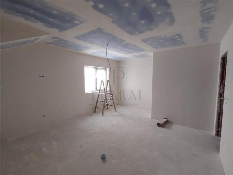 Duplex spatios la asfalt - toate utilitatile - personalizare interioara - 5