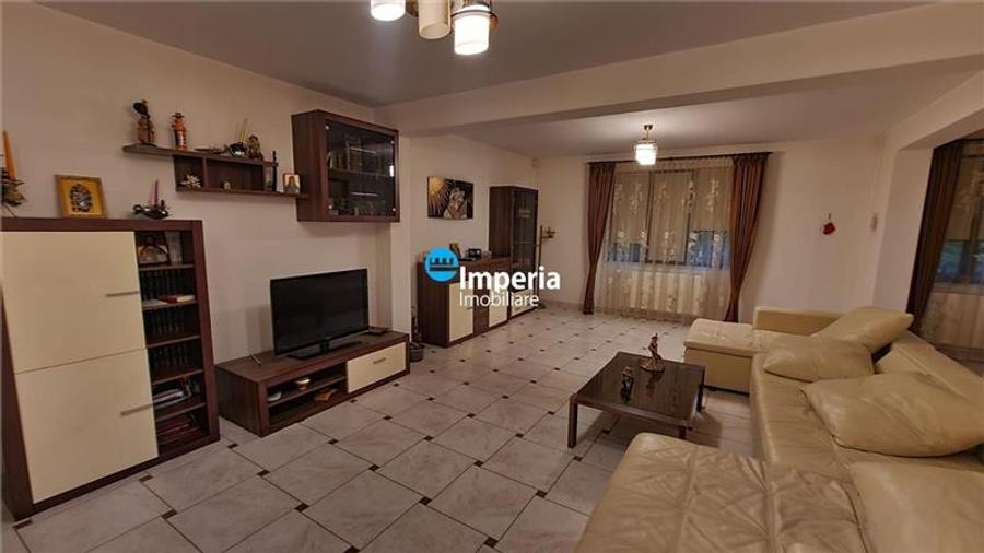 Casa deosebita la marginea padurii, in Barnova - 8