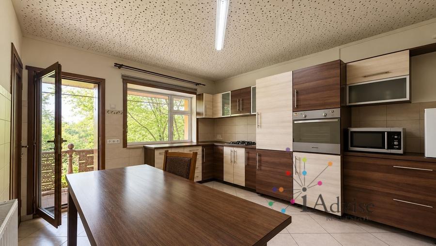 CASA CU 4 CAMERE IN ZONA BARTOLOMEU - CARIEREI - 9