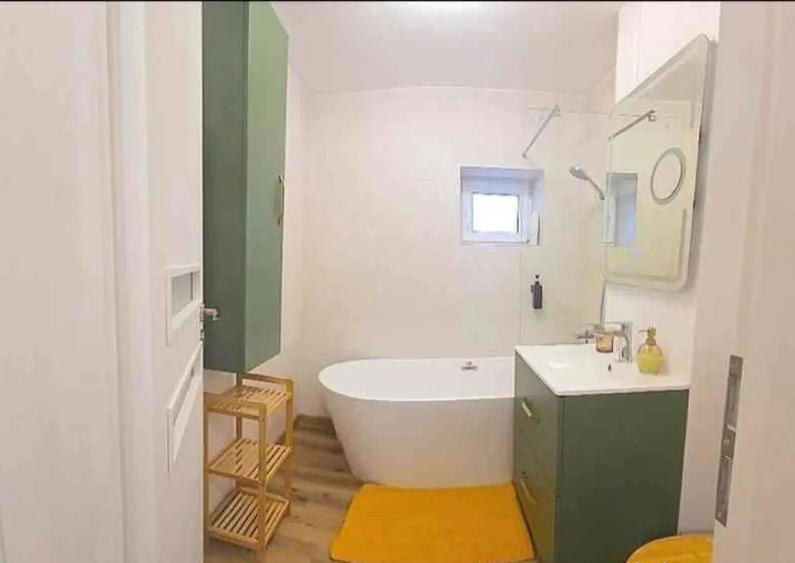 Ca NOU: Apartament 3 Dormitoare,4 Camere,Renovat (2025)Proprietar! Calea Bucure?ti - 4