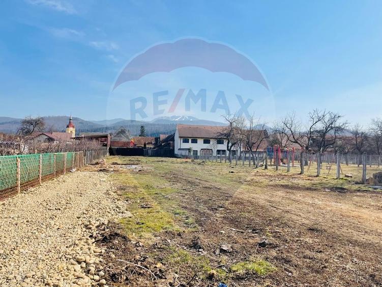 Teren Cristian-Brasov / Strada Barsei cu proiect de casa - 1