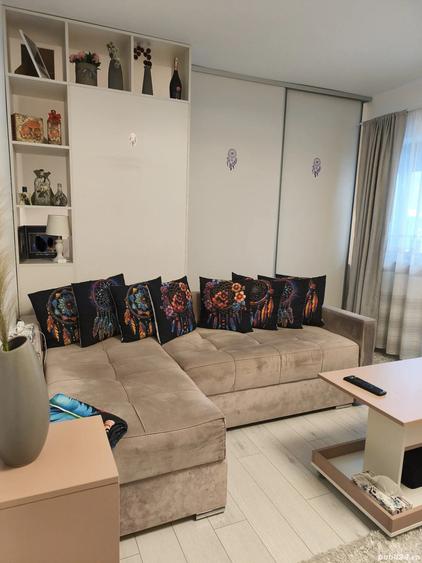 Apartament cu balcon ?i curte - 2